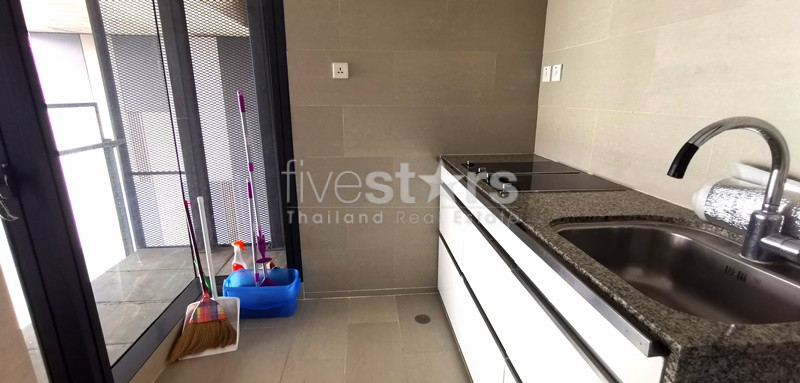 3 bedroom condo for rent on Sathorn, photo 15