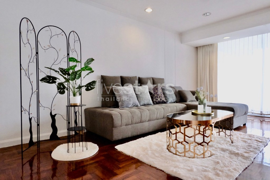 Appartement de 3 chambres à louer près de la station BTS de Surasak, photo 4
