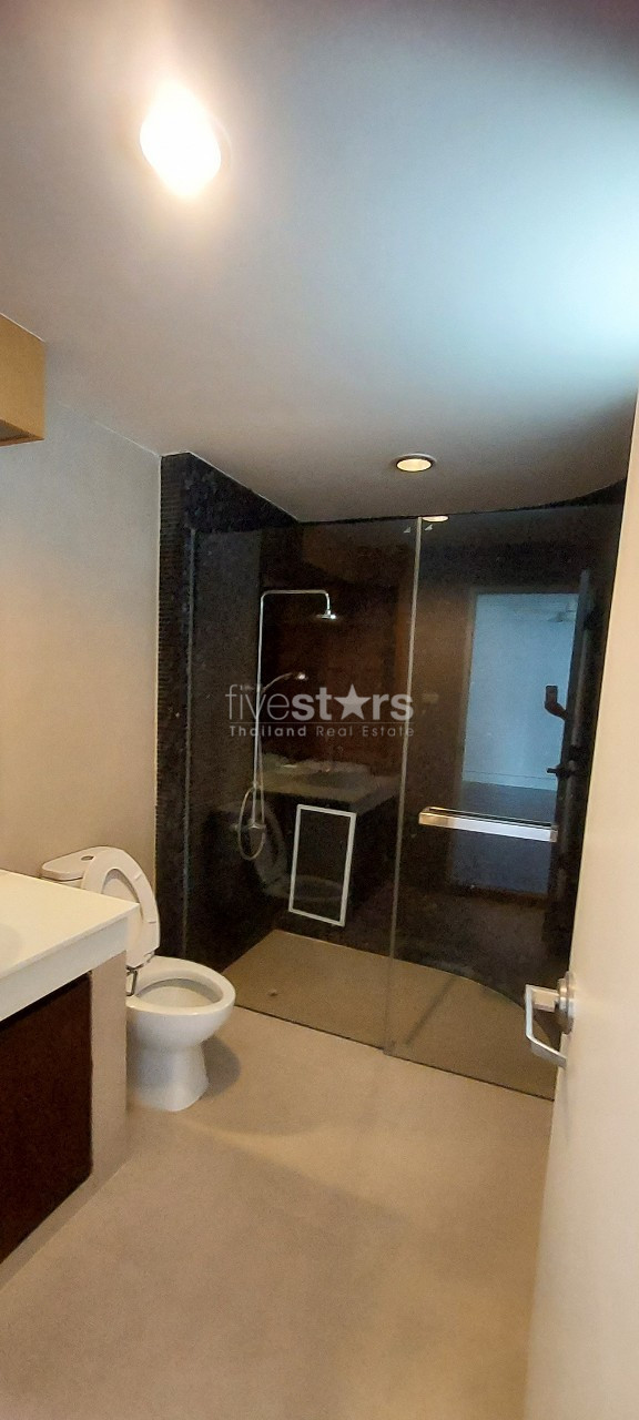 Appartement de 2 chambres à louer près de la station BTS de Surasak, photo 11