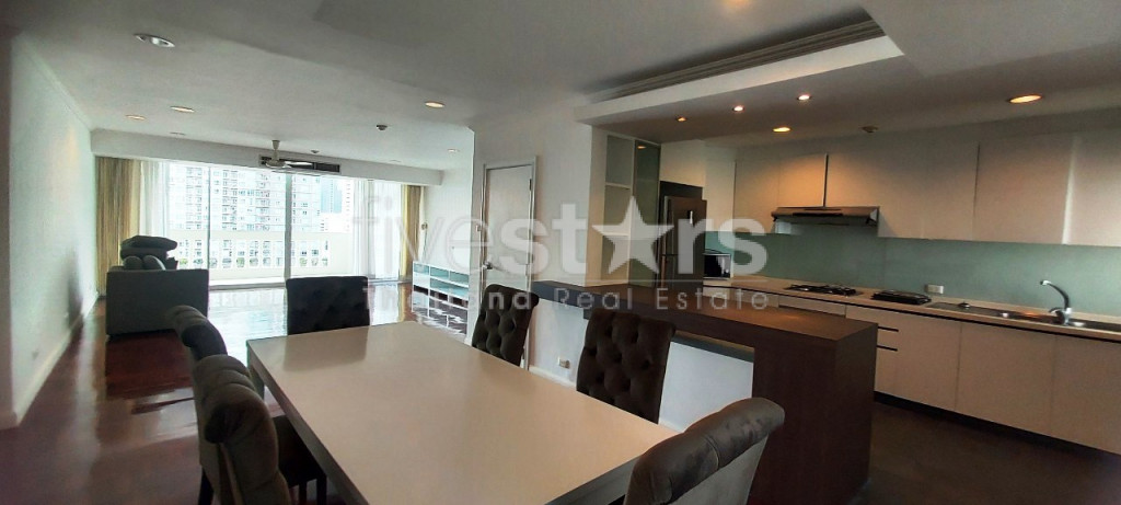 Appartement de 2 chambres à louer près de la station BTS de Surasak, photo 2