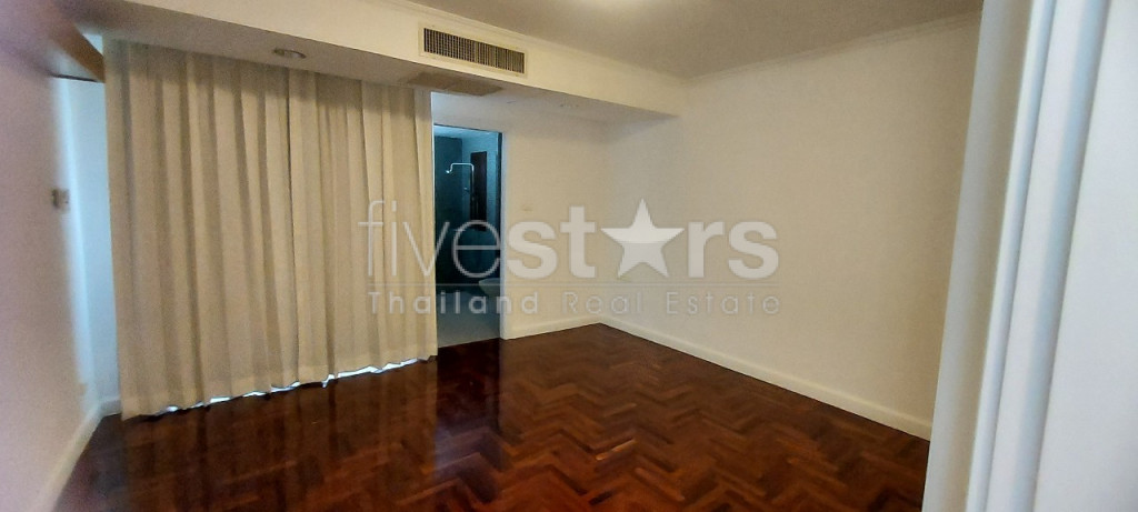 Appartement de 2 chambres à louer près de la station BTS de Surasak, photo 6
