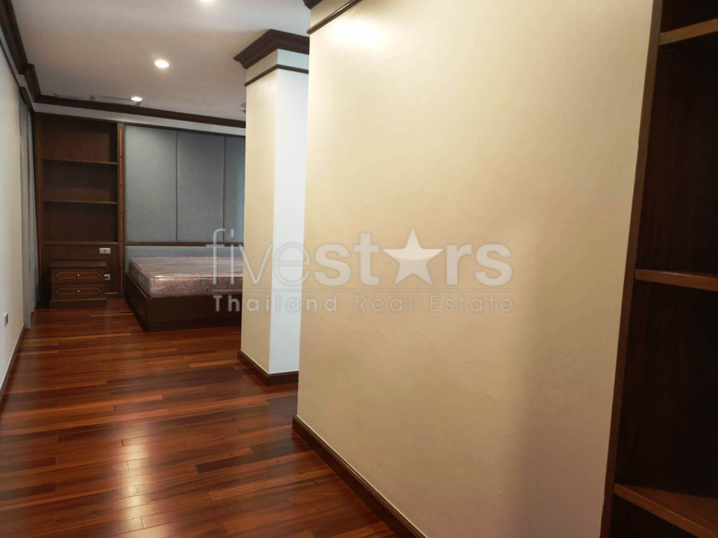Appartement de 3 chambres à louer près de la station de BTS Chong Nonsi, photo 14