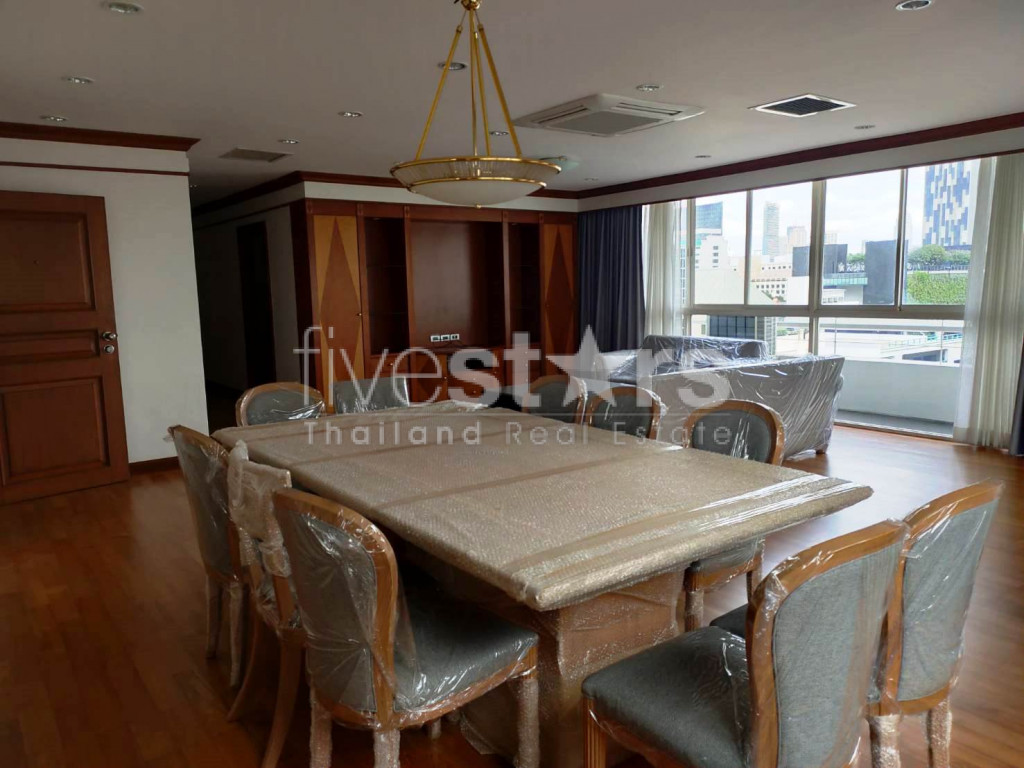 Appartement de 3 chambres à louer près de la station de BTS Chong Nonsi, photo 7