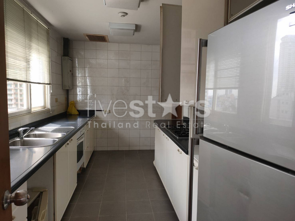 Appartement de 3 chambres à louer près de la station de BTS Chong Nonsi, photo 10