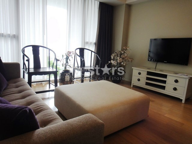 2 bedroom condo for rent close to Chong Nonsi BTS Station