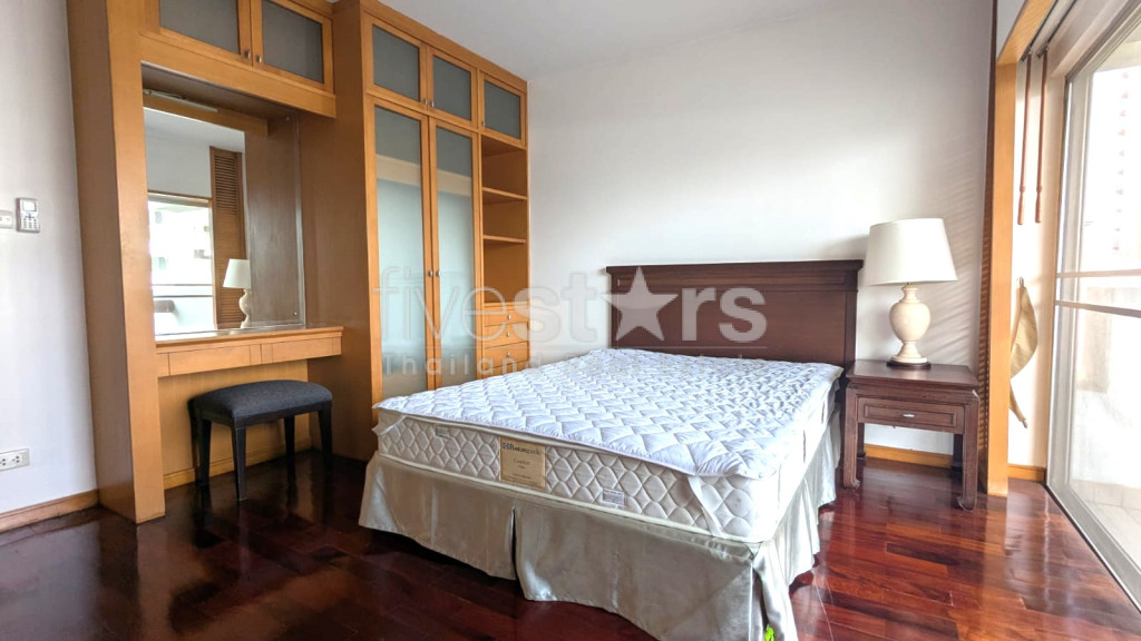 Appartement de 3 chambres à louer à Sathorn, proche MRT Lumpini, photo 12