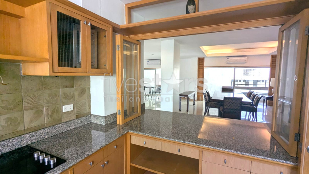 Appartement de 3 chambres à louer à Sathorn, proche MRT Lumpini, photo 9
