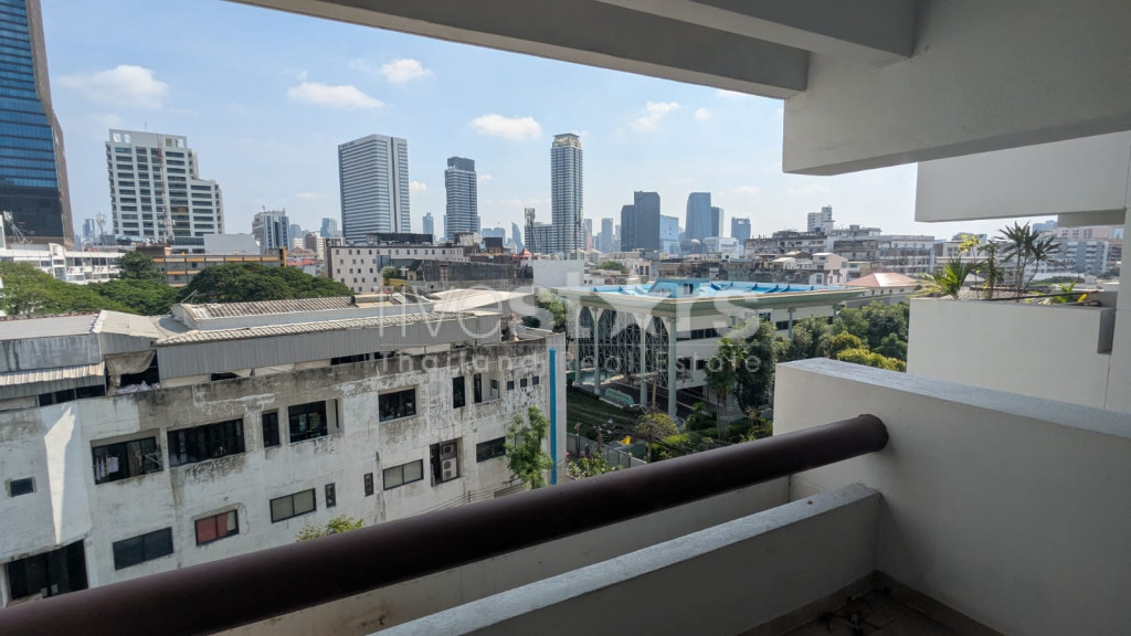 Appartement de 3 chambres à louer à Sathorn, proche MRT Lumpini, photo 3