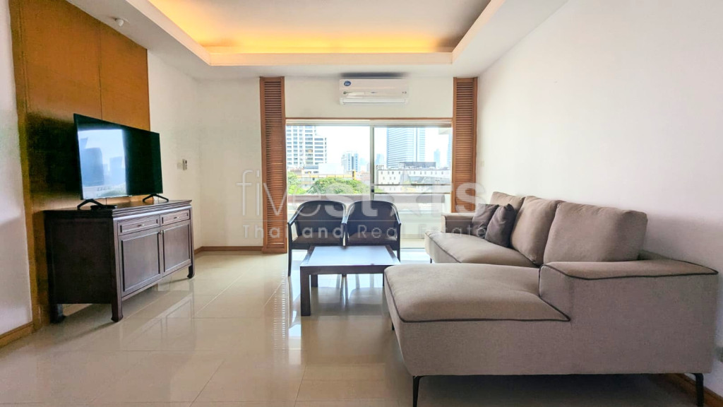 Appartement de 3 chambres à louer à Sathorn, proche MRT Lumpini, photo 2