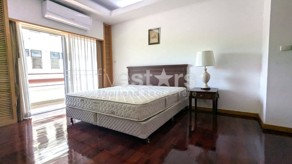 Appartement de 3 chambres à louer à Sathorn, près du MRT Lumpini, photo 10