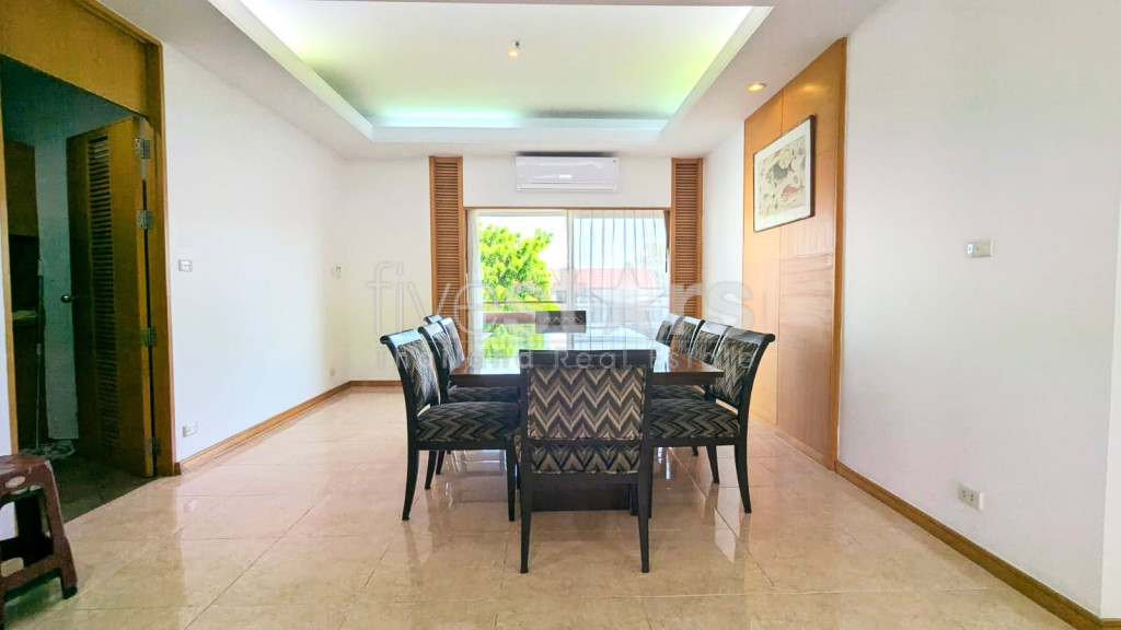 Appartement de 3 chambres à louer à Sathorn, près du MRT Lumpini, photo 4