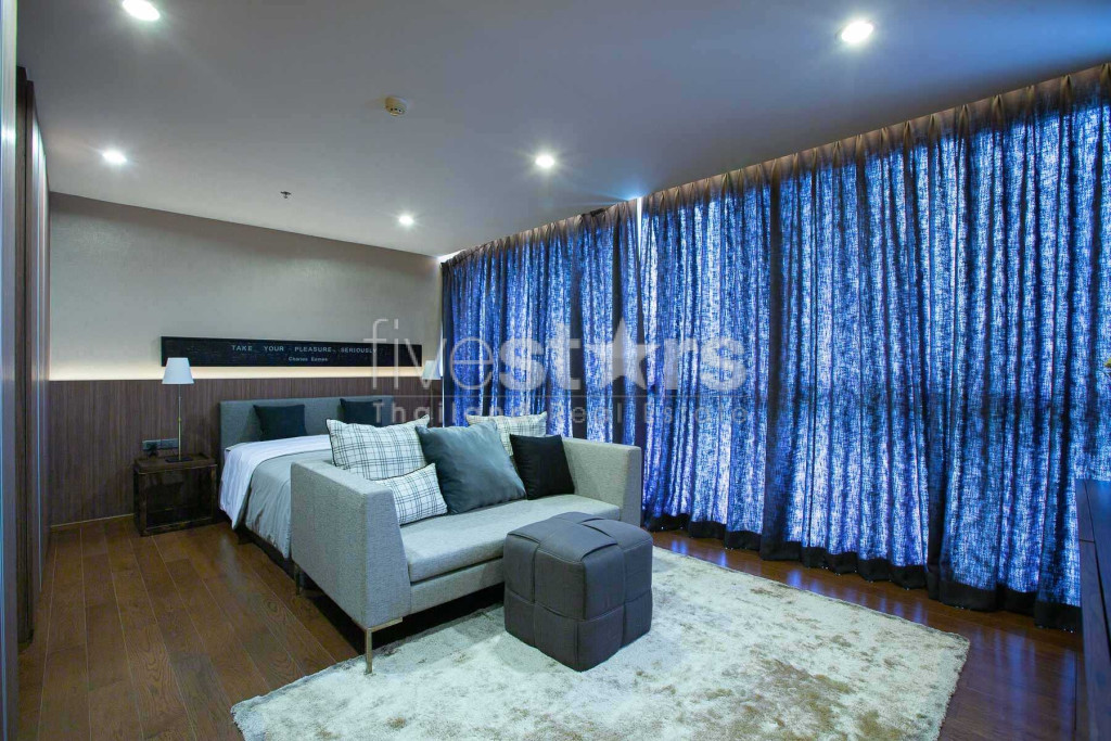 Superbe appartement de 4 chambres à louer sur Sathorn, photo 9