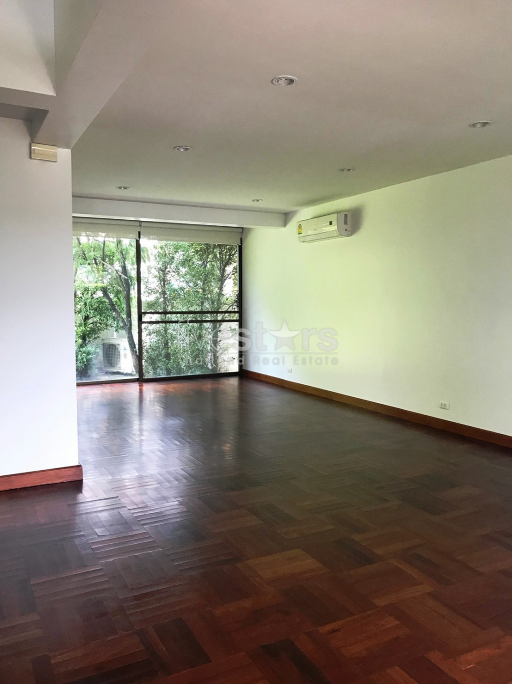 Maison jumelée de 5 chambres à louer sur Sathorn à Rama 4, photo 5