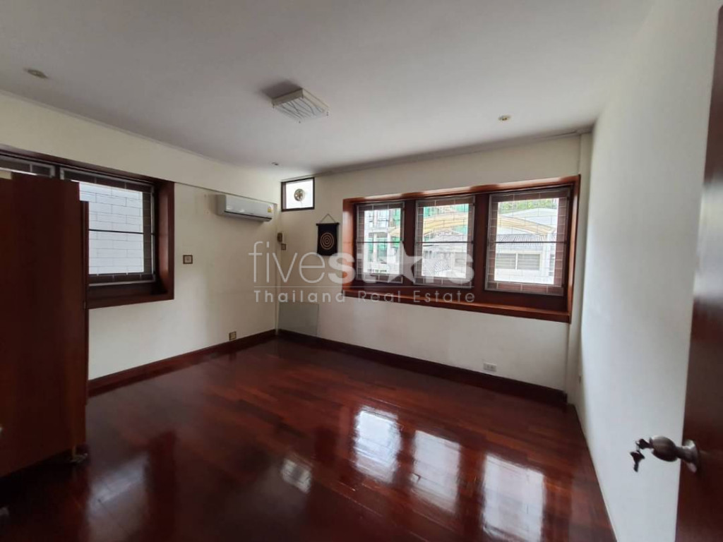 3+1 bedroom house for rent on Sathorn – Naradhiwas Rajanagarindra Road, photo 9