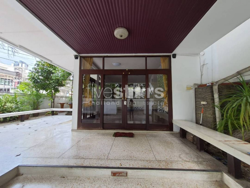 3+1 bedroom house for rent on Sathorn – Naradhiwas Rajanagarindra Road, photo 4