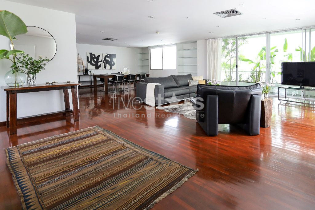 3 bedroom pet friendly apartment for rent on Sathorn, photo 2