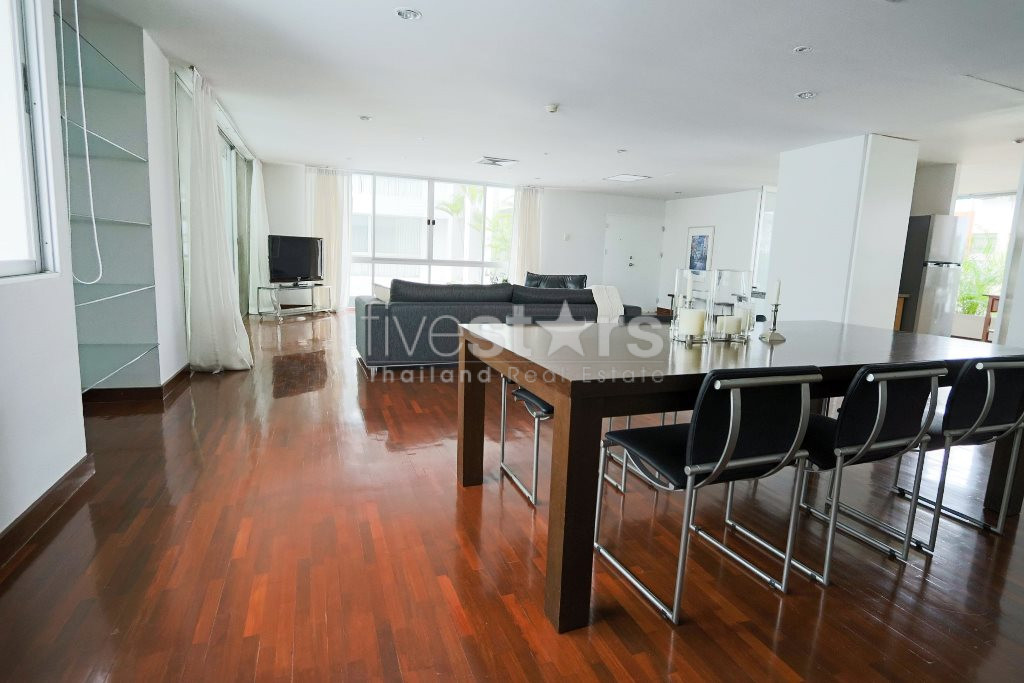 3 bedroom pet friendly apartment for rent on Sathorn, photo 3