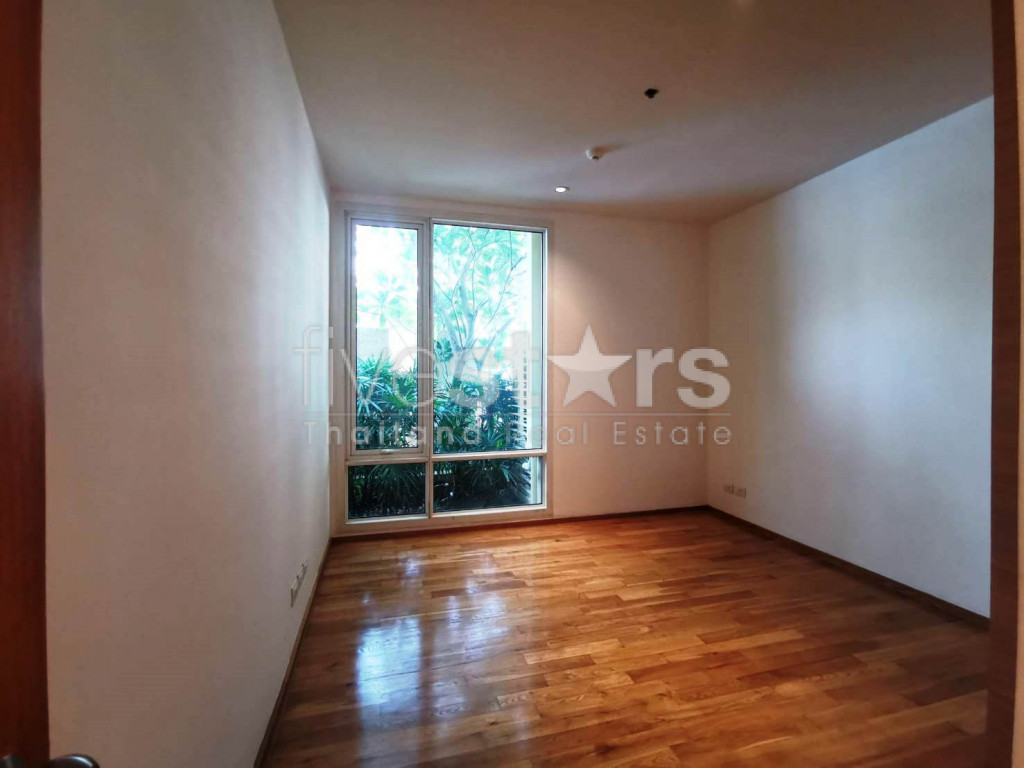 Penthouse de 3 chambres avec piscine privée à louer près de la station Chong Nonsi BTS, photo 4