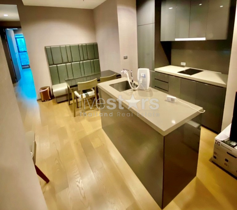 Condo 2 chambres à vendre près de la station BTS Surasak, photo 5