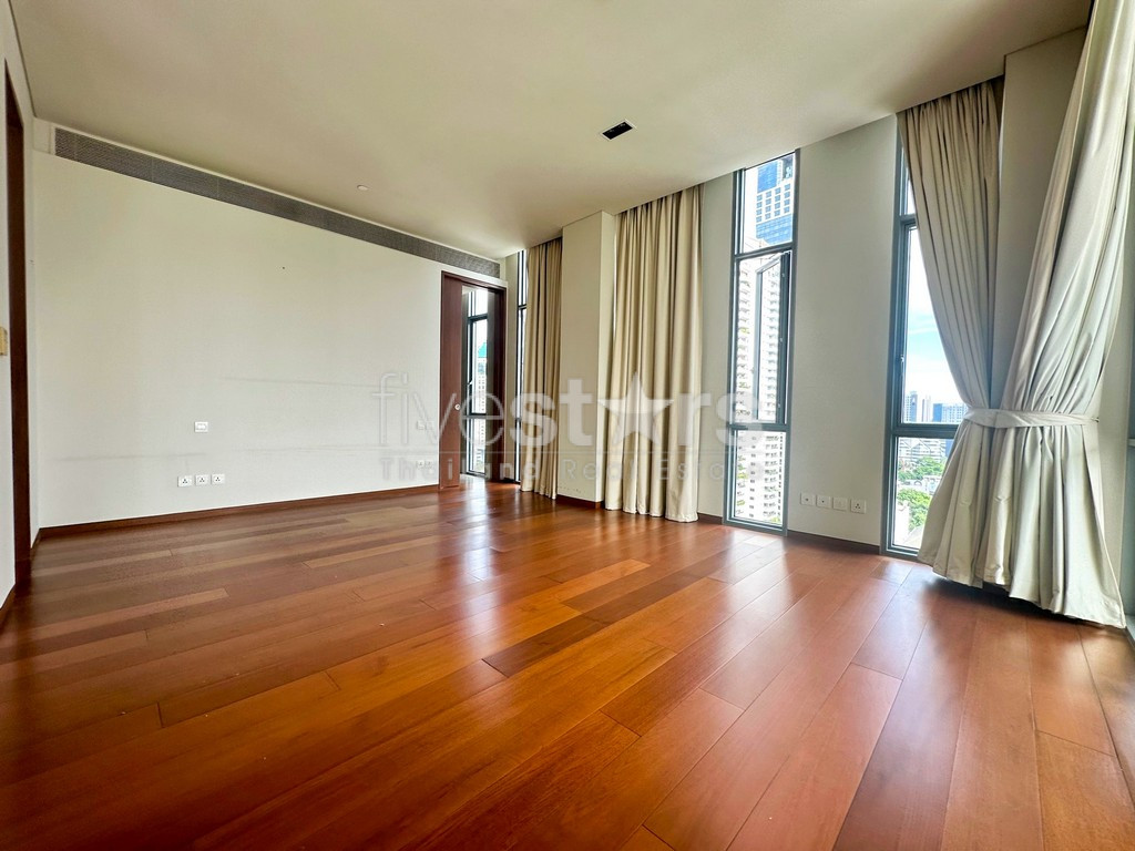 Duplex de standing de 4 chambres à vendre résidence The Sukhothai, photo 9