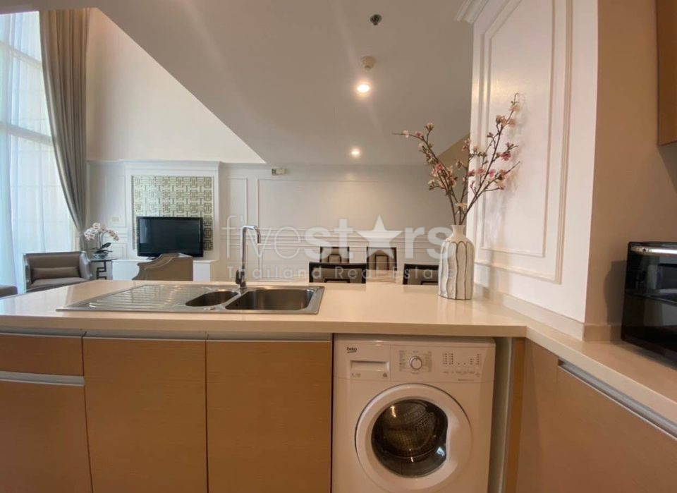 Duplex unit 2 Bedroom for rent on Sathorn, photo 13