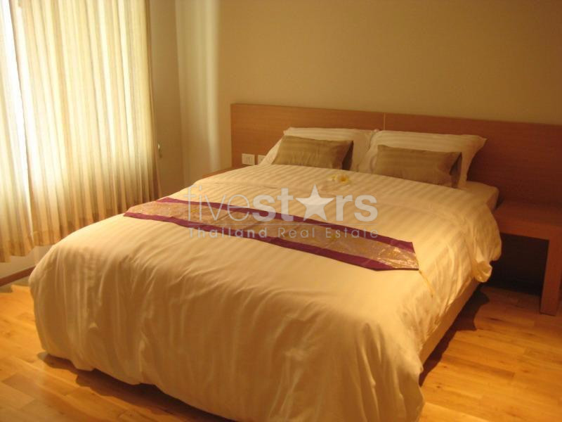 1-bedroom high floor close to Chong Nonsi BTS station, photo 2