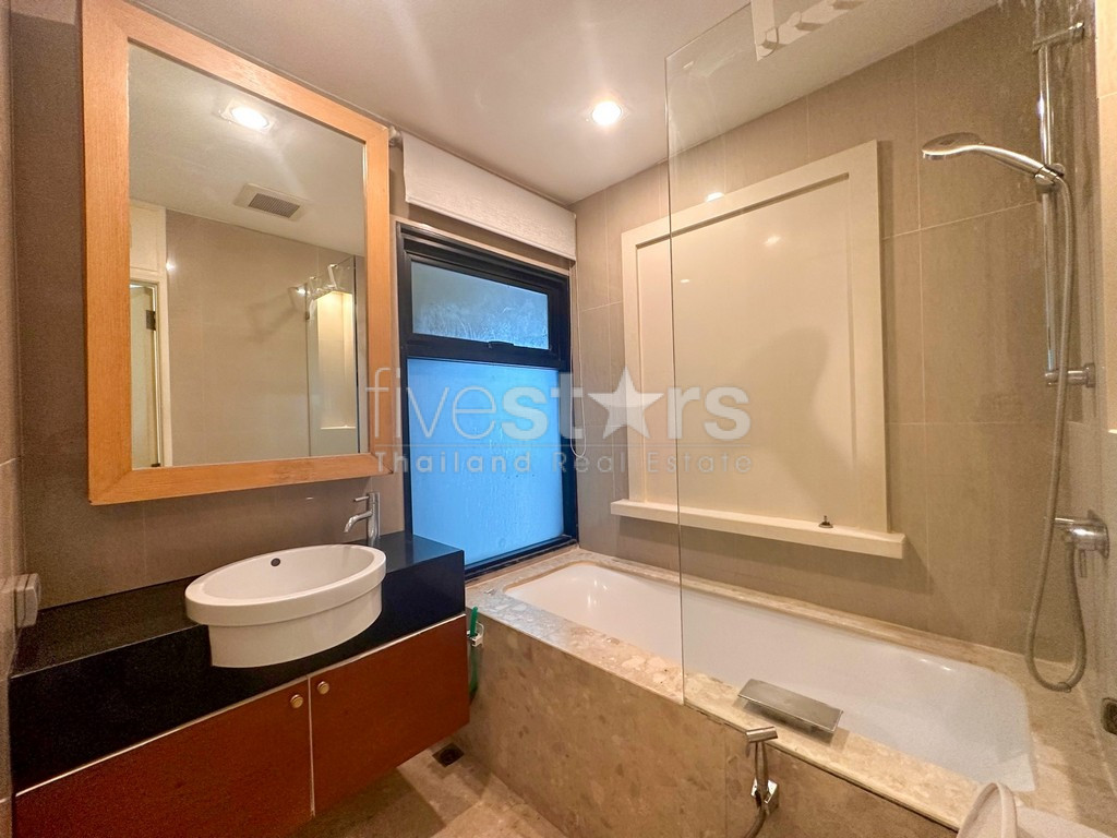 1-bedroom spacious condo for sale close to MRT Lumpini, photo 15