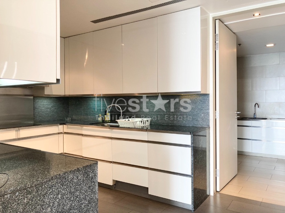 3-bedroom condo for sale high floor view overlooks Chao Phraya River, photo 12
