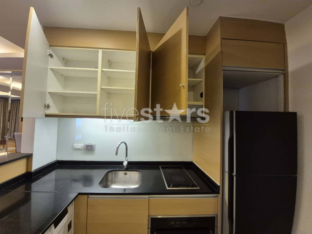 1-bedroom spacious condo for sale close to MRT Lumpini, photo 13