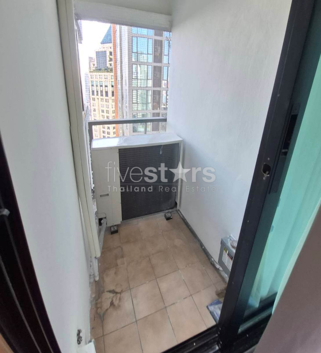 1-bedroom spacious condo for sale close to MRT Lumpini, photo 11