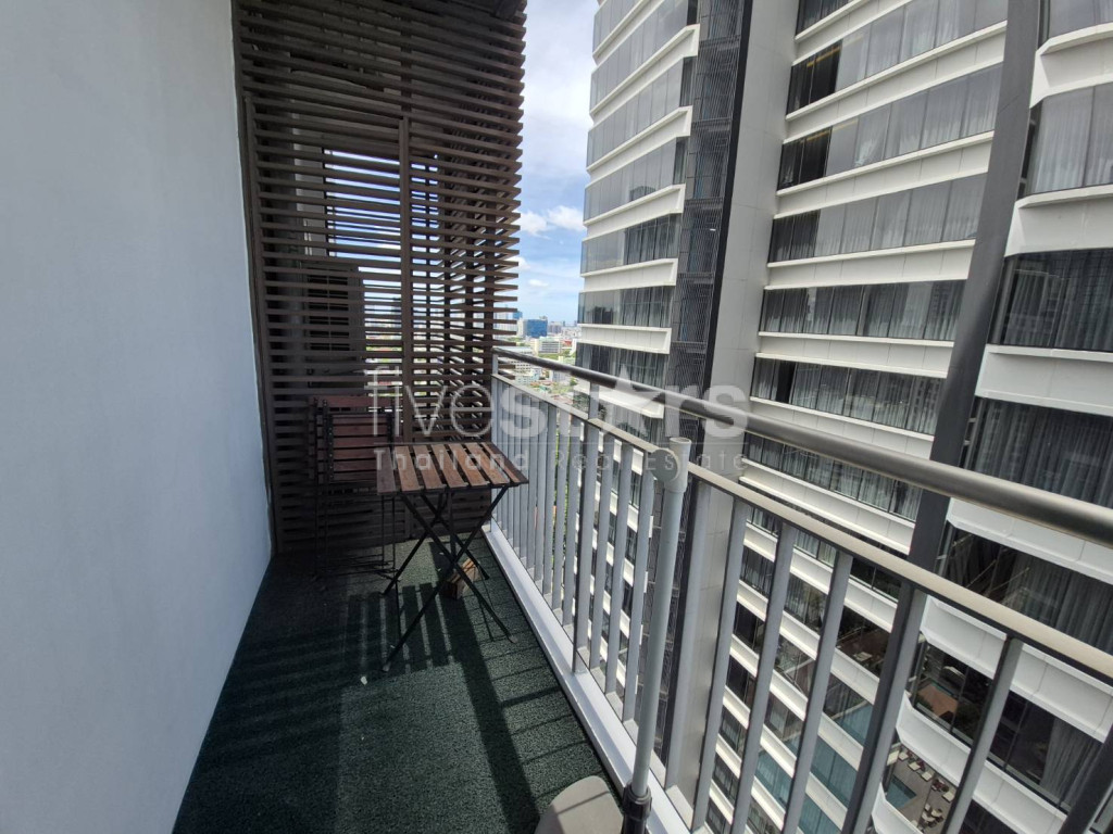 2-bedroom spacious condo for rent on Sathorn to Convent Lane, Silom, photo 4