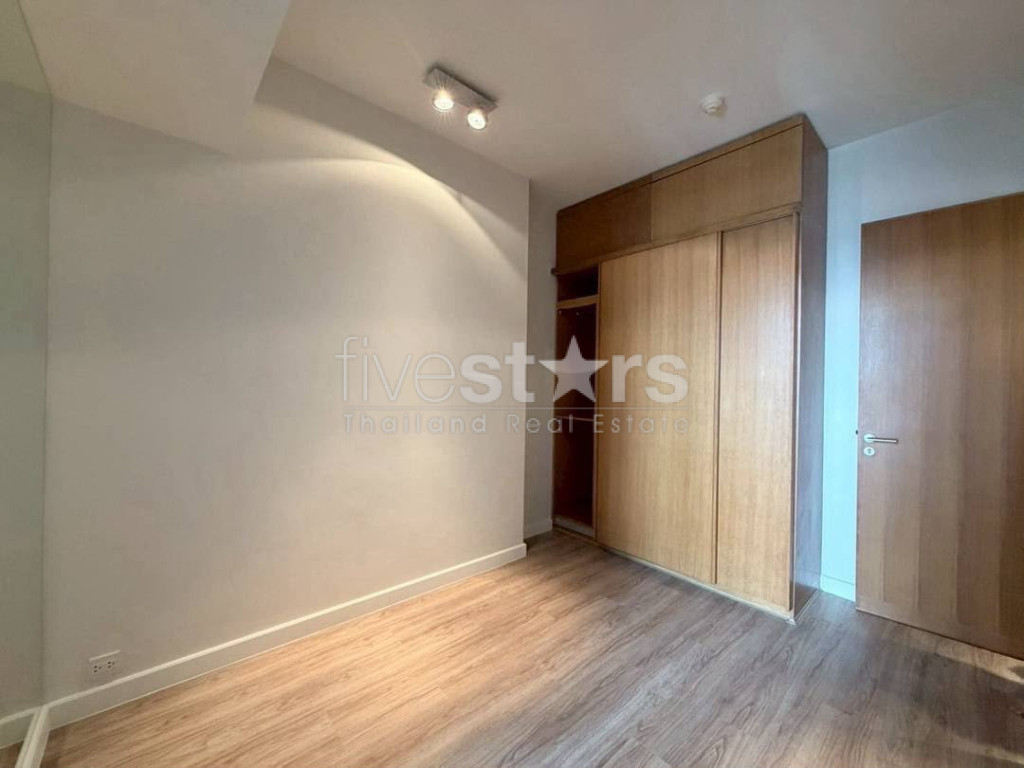 2bedroom 2 bathroom  unit facing Yenakart at Sathorn  for rent, photo 7