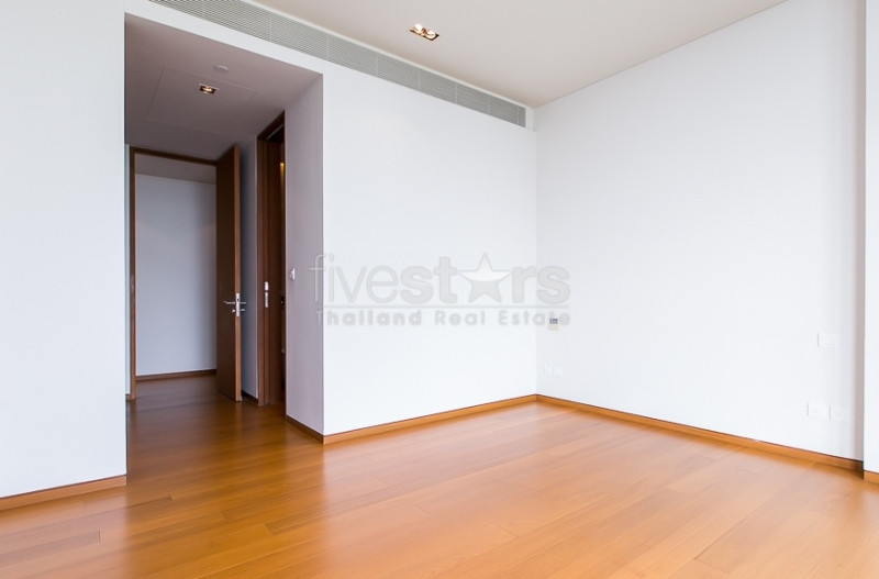 ., photo 17