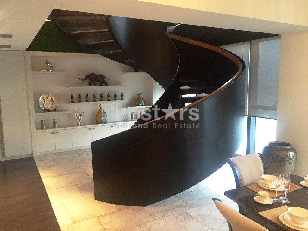 4-bedroom modern penthouse with breathtaking views in Sathorn, photo 9