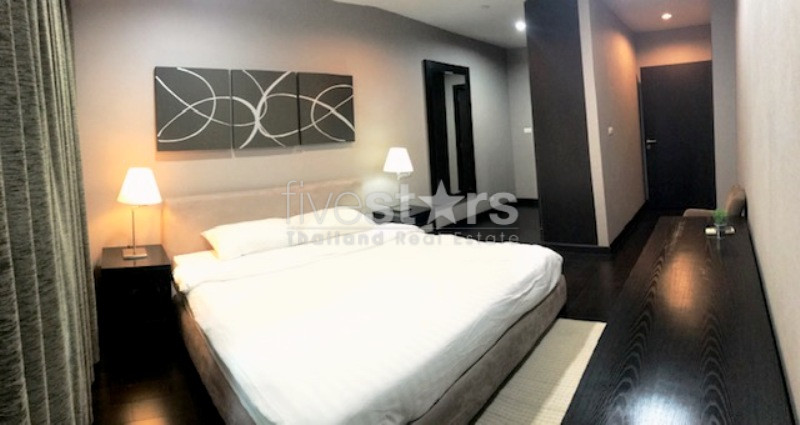 Condo 2 bedrooms for rent in Sathorn, photo 4