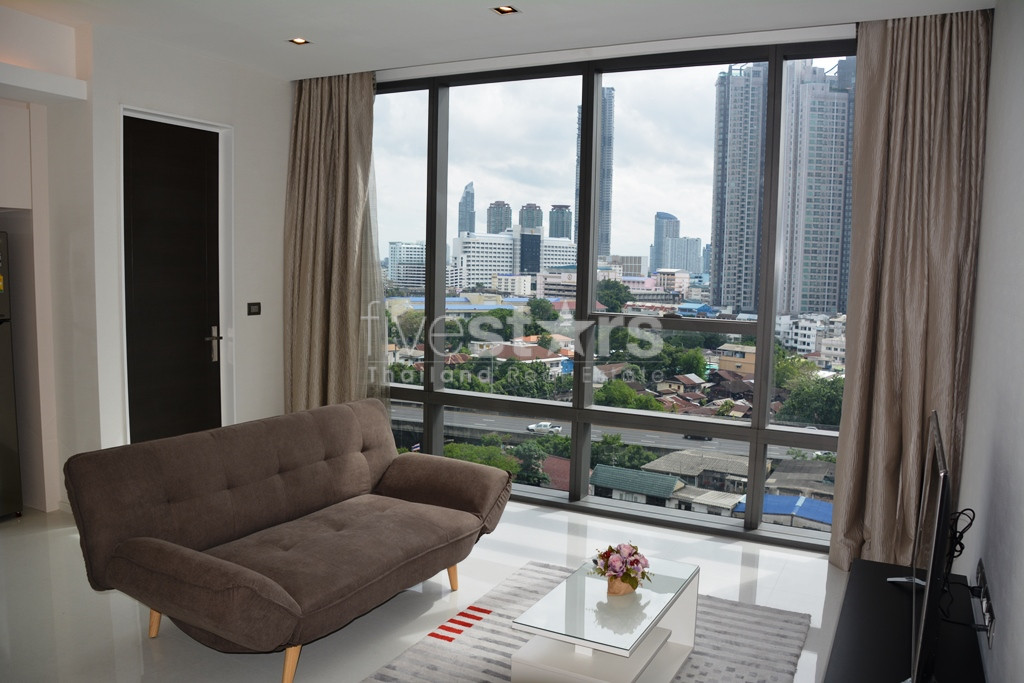 Grand appartement 1 chambre quartier Sathorn/Surasak, photo 4