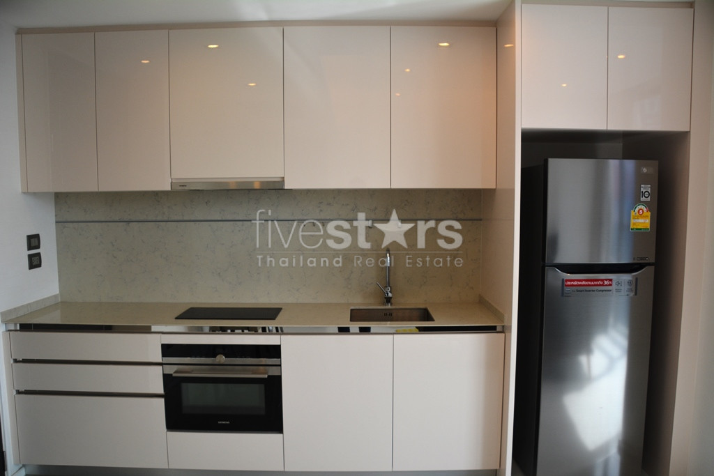 Grand appartement 1 chambre quartier Sathorn/Surasak, photo 8