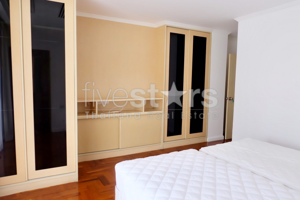 Large 3 bedrooms apartment for rent in Sathorn, photo 7