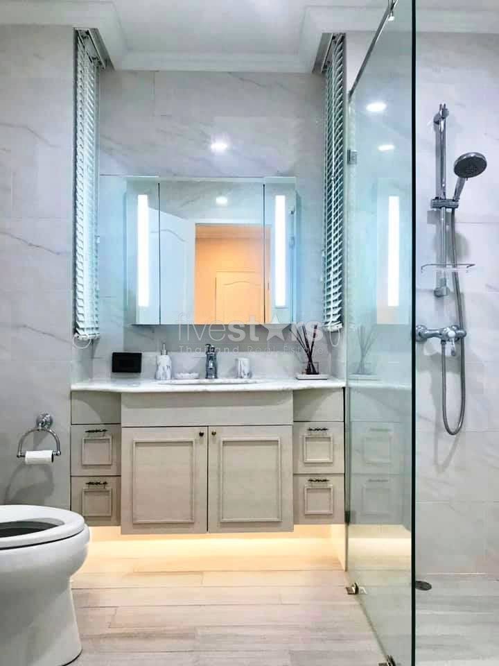 Renovated unit 2 bedrooms condo for rent close to BTS Surasak, photo 11