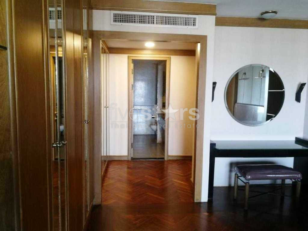 Grand condo 2 chambres à louer à Sathorn, photo 7