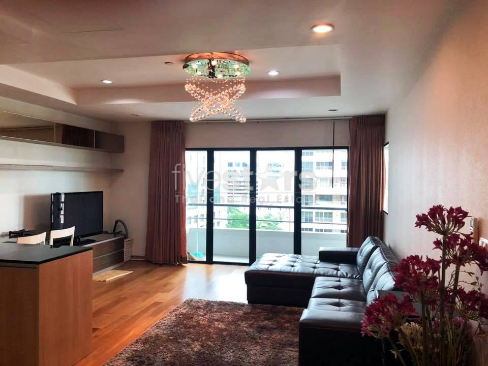 2 bedrooms condo for rent in Sathorn