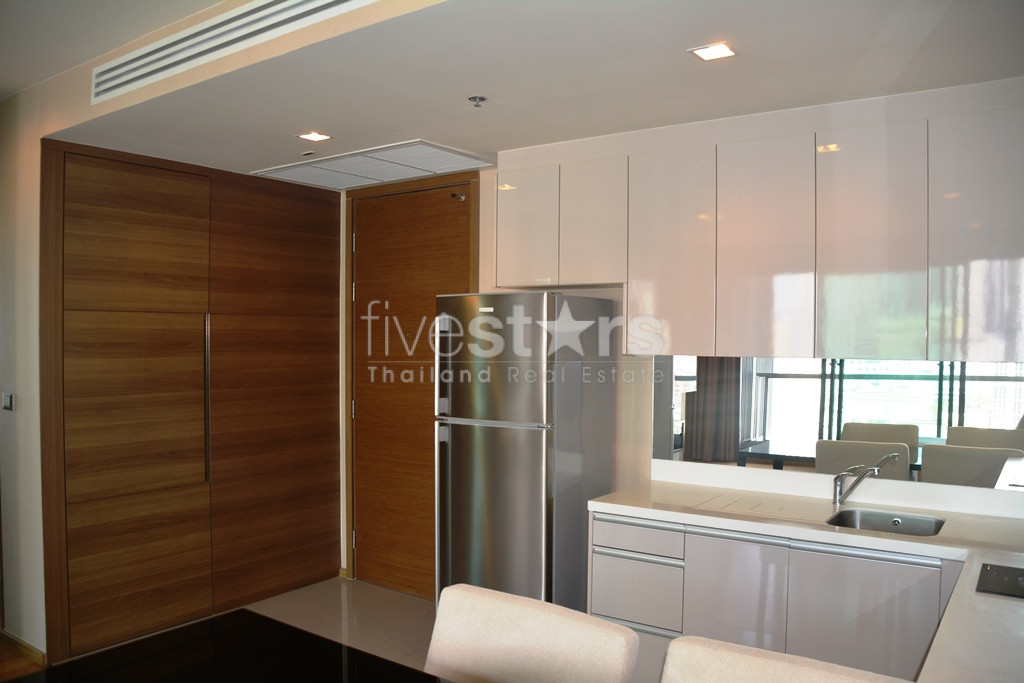 2-bedroom modern condo for sale close to BTS Chong Nonsi, photo 11