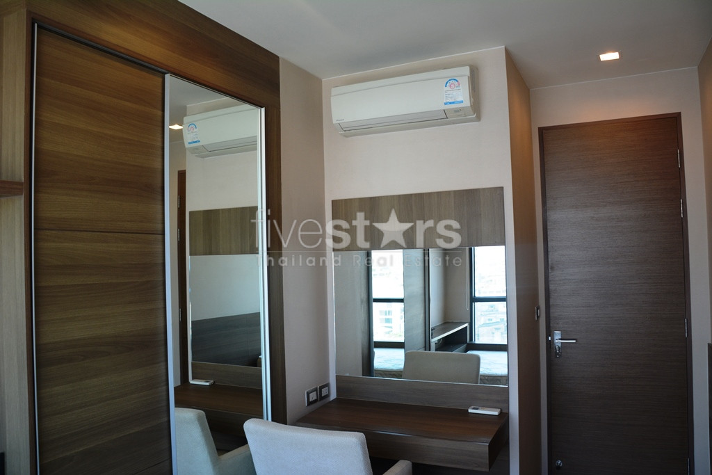 2-bedroom modern condo for sale close to BTS Chong Nonsi, photo 15