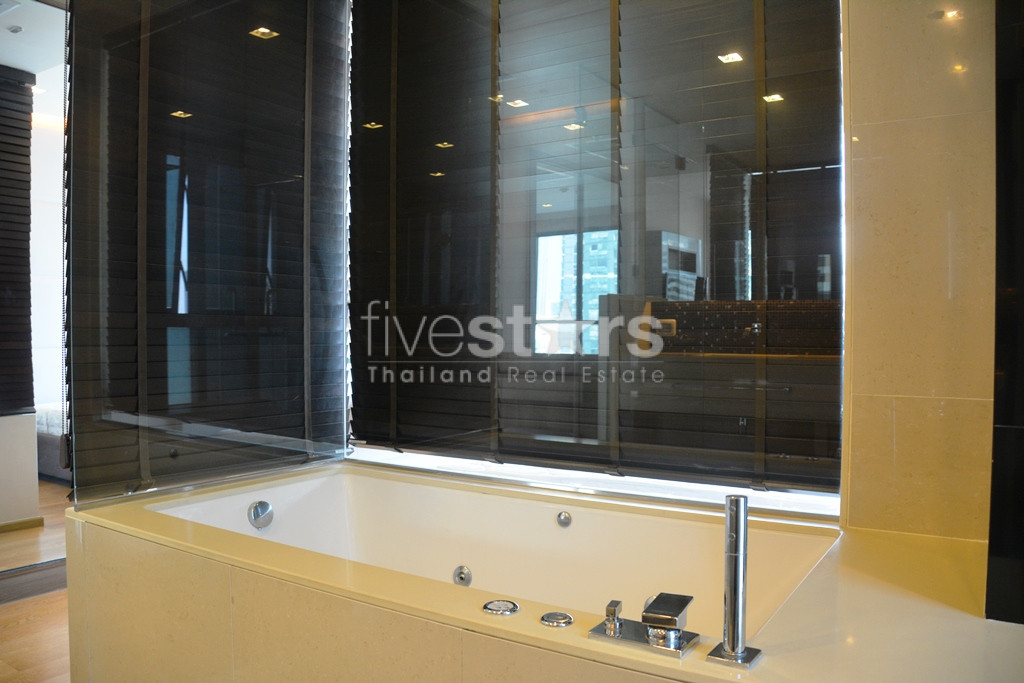 2-bedroom modern condo for sale close to BTS Chong Nonsi, photo 18