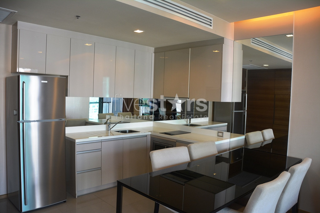2-bedroom modern condo for sale close to BTS Chong Nonsi, photo 10