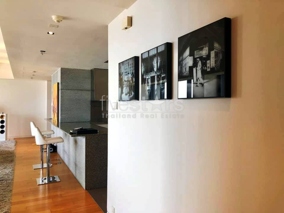 3 bedrooms condo for rent in Sathorn, photo 8