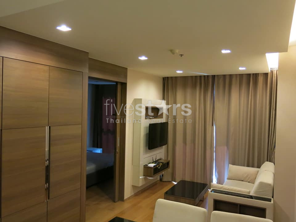 1 bedroom condo for rent in Sathorn