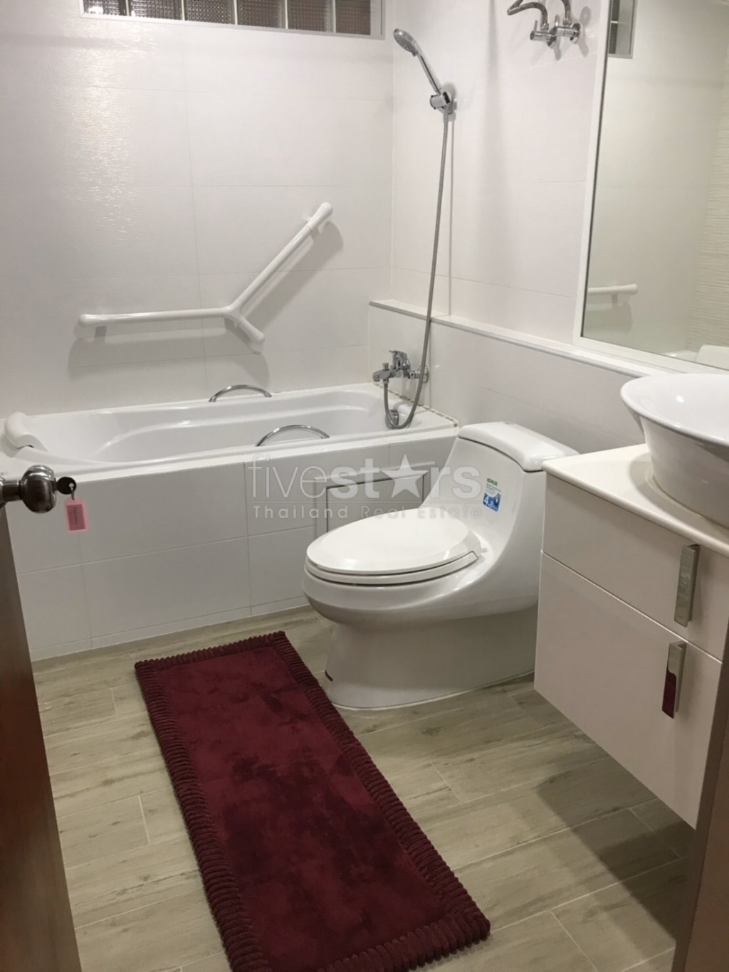 à Bangkok, superbe appartement de 175 m² très bien décoré., photo 15