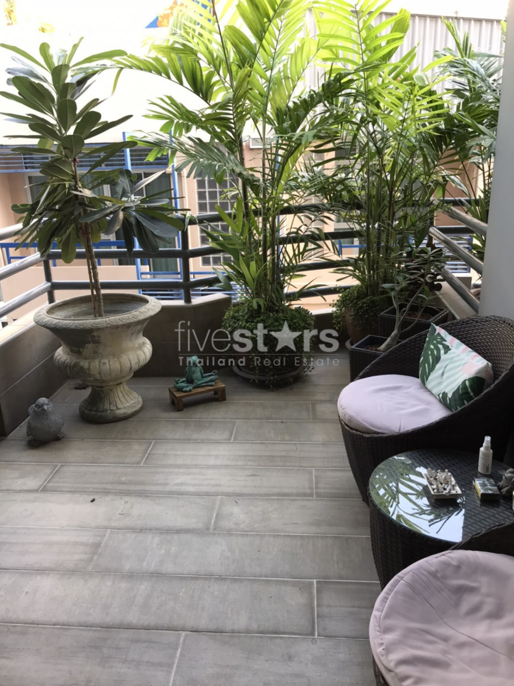 à Bangkok, superbe appartement de 175 m² très bien décoré., photo 17