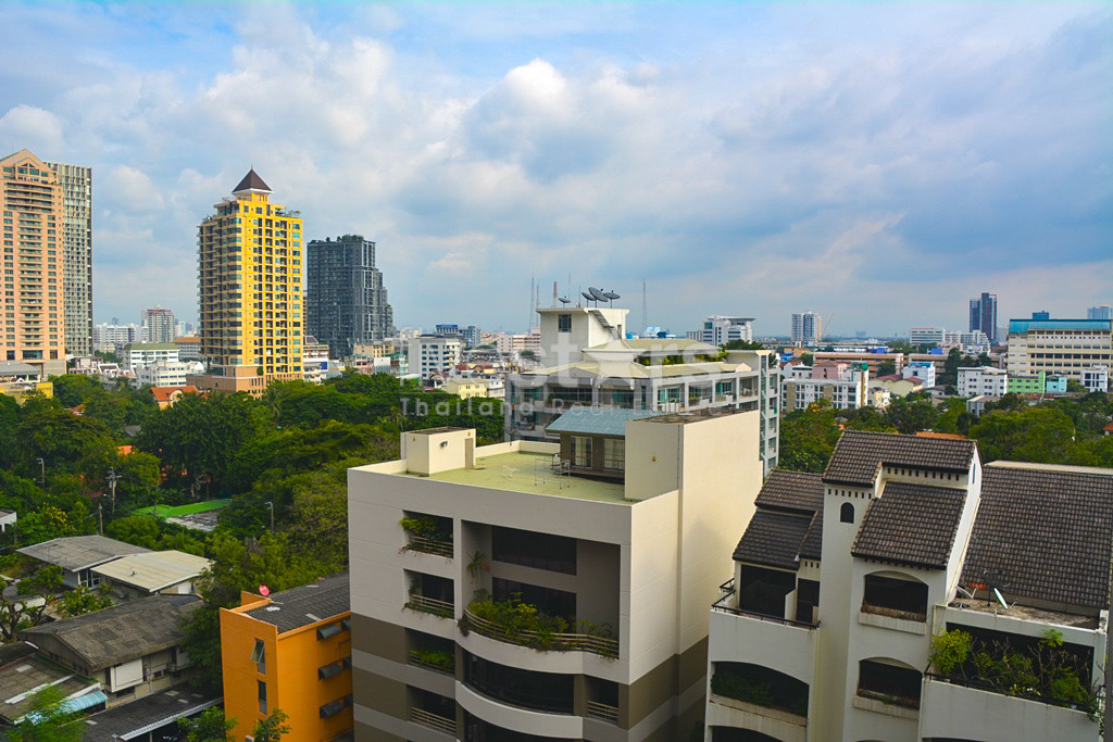 Appartement 3 chambres moderne à vendre quartier Sathorn, photo 6